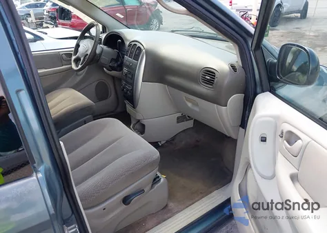 2007 Chrysler Town & Country Touring from USA, damaged, VIN 2A4GP54L57R305712